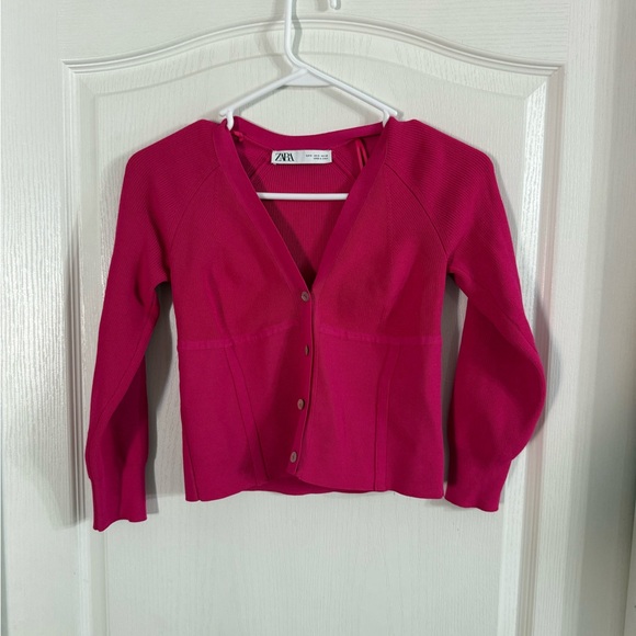 Zara Sweaters - Zara Women’s Pink Button Front Cardigan Sz S. MH-177